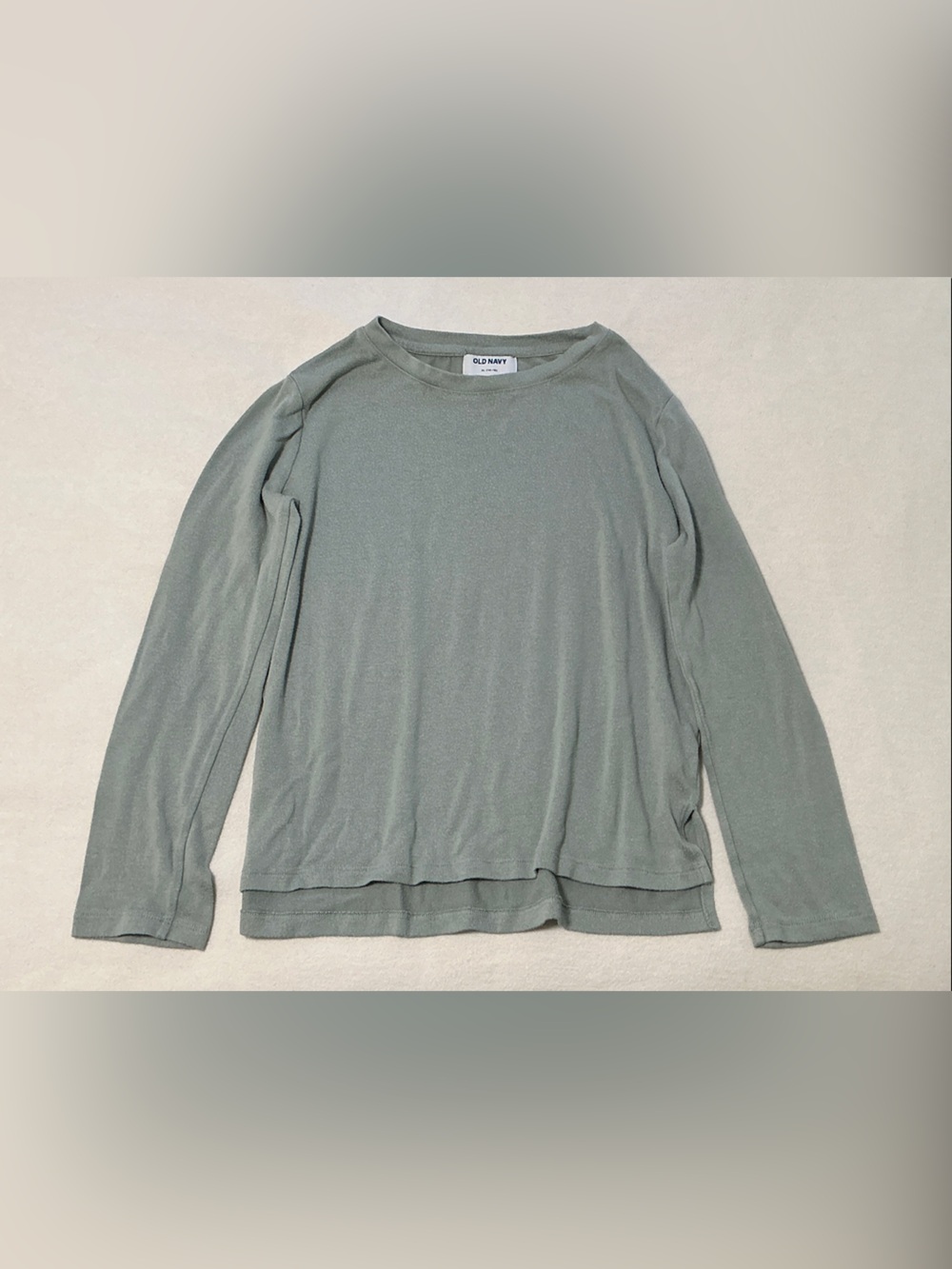Old Navy Men's Long Sleeve Crewneck Shirt - Light Sage